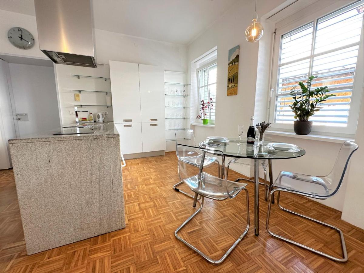 Charming Starry Night Apartment Ljubljana Exterior foto