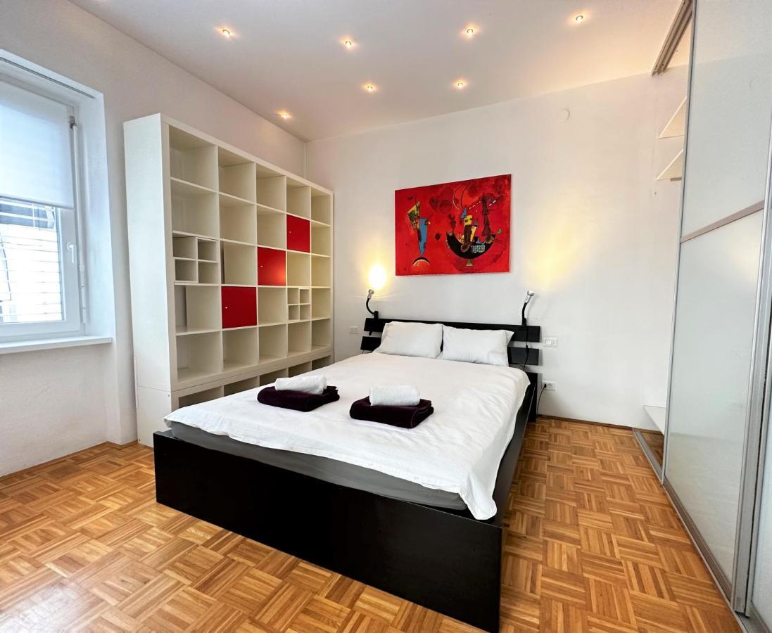Charming Starry Night Apartment Ljubljana Exterior foto