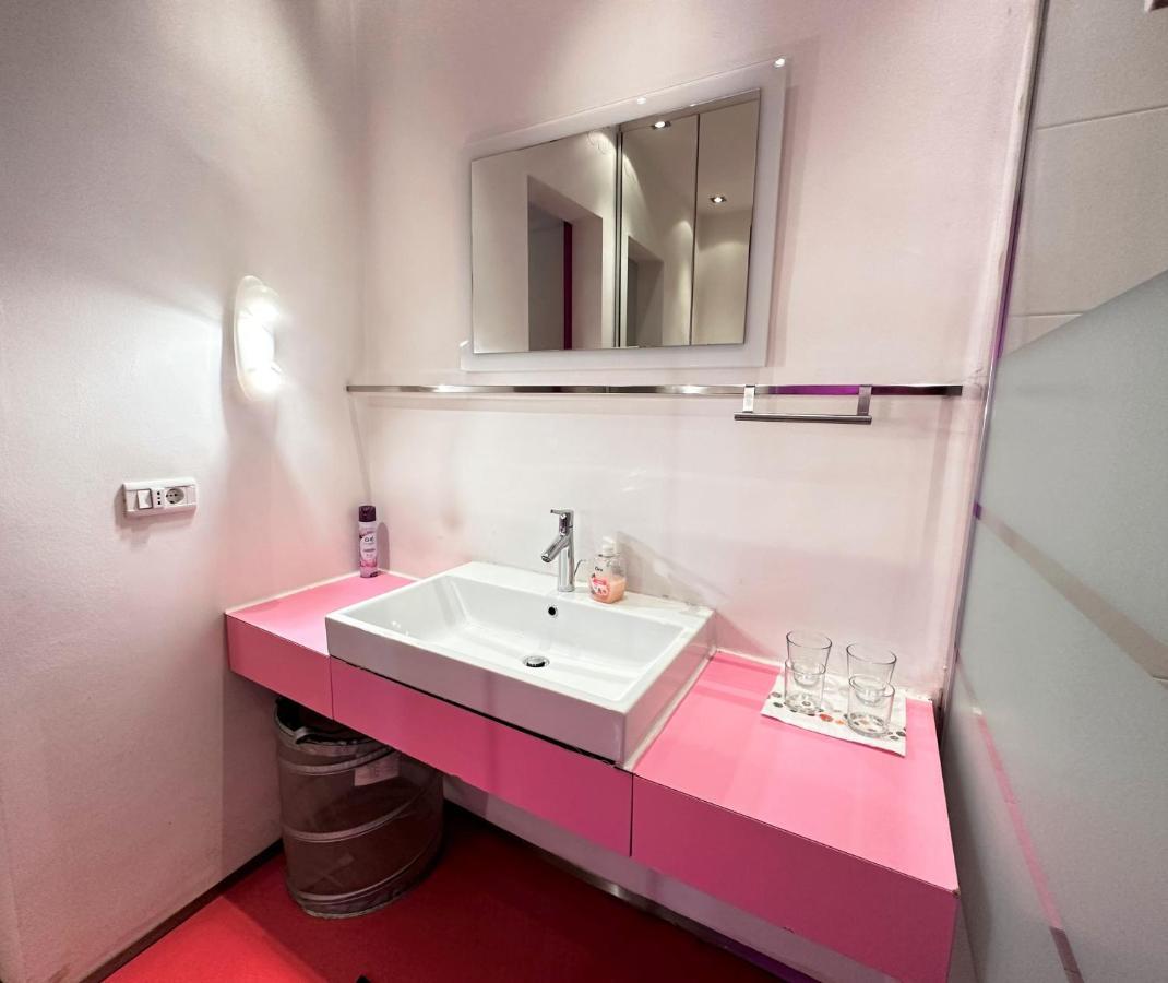 Charming Starry Night Apartment Ljubljana Exterior foto